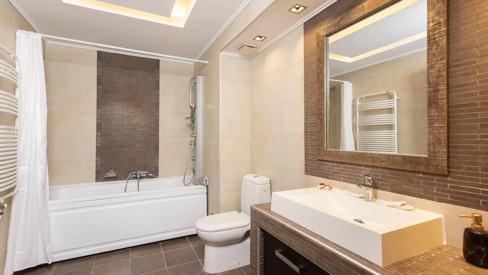 Philidor Superior Apartment Selanik